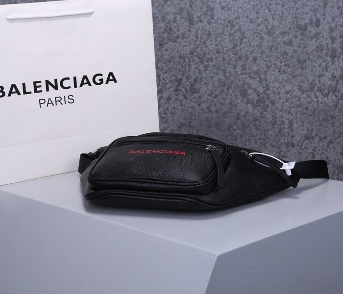 2020SS新作 Balenciaga バレンシアガ メンズ ショルダーバックスーパーコピー