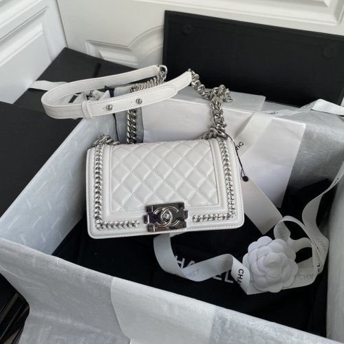 2020SS新作 シャネル Chanel ショルダーバック スーパーコピー