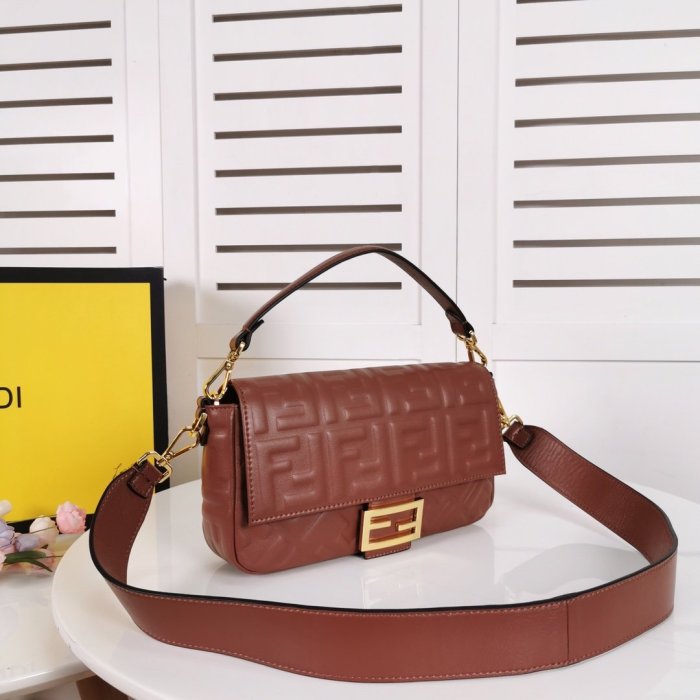 2020SS新作 FENDI フェンディ レディース ショルダーバック スーパーコピー