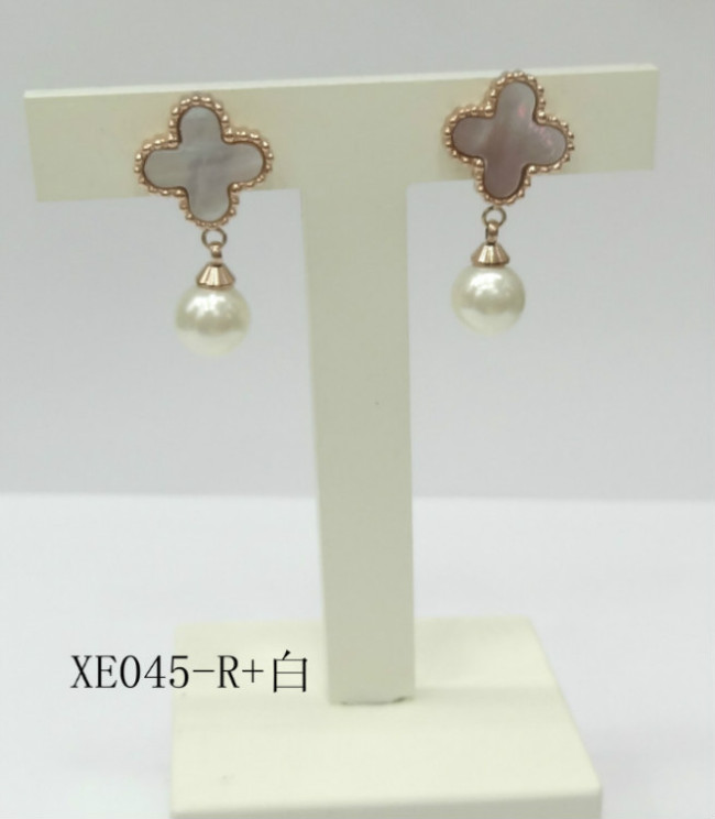 Van Cleef & Arpels ヴァン クリーフ＆アーペル イヤリング ピアス Van-18e