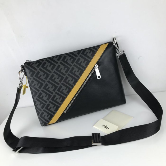 2021SS新作 FENDI フェンディ ショルダーバック スーパーコピー