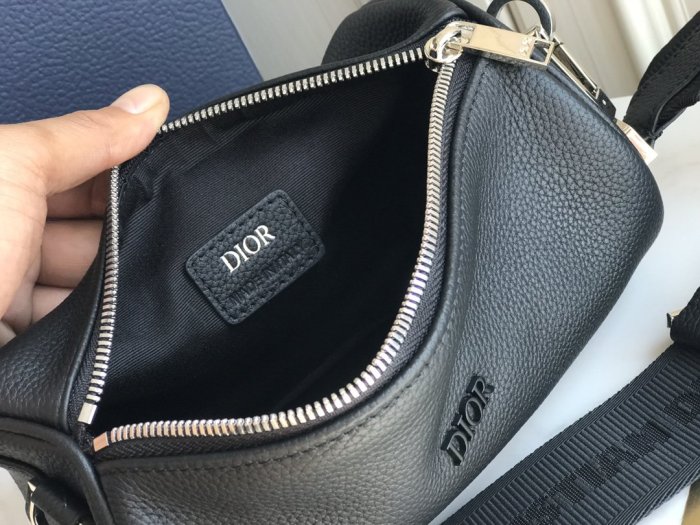 2021SS新作 Dior ディオール メンズ ショルダーバック スーパーコピー