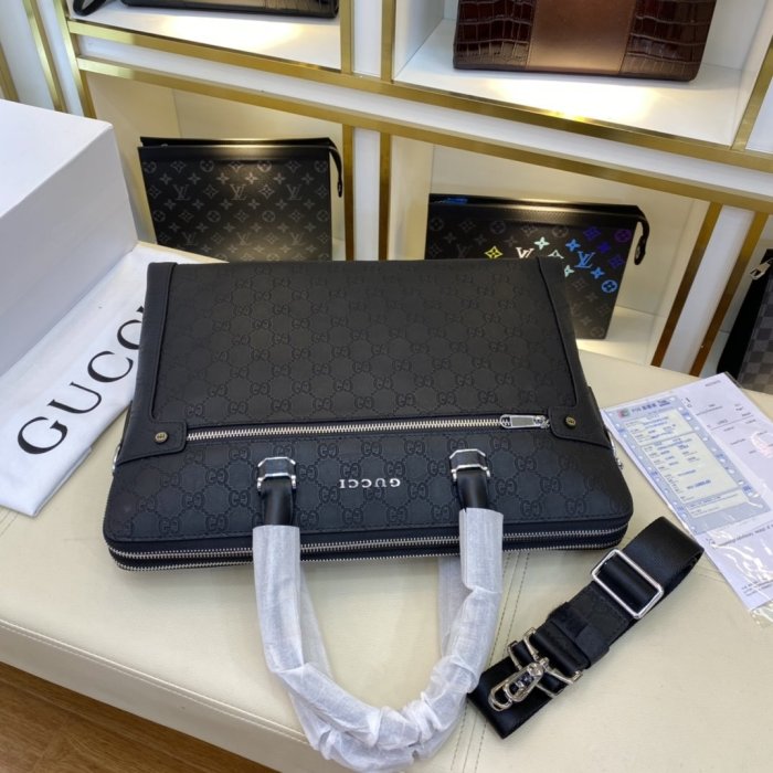 202103SS新作 Gucci グッチ メンズ ハンドバックスーパーコピー