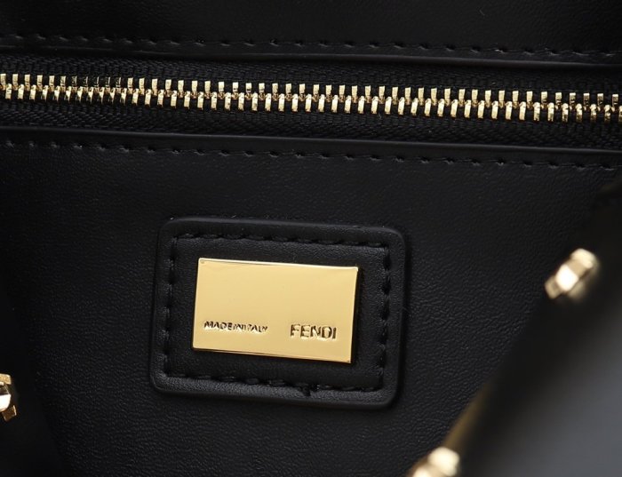 2020SS新作 FENDI フェンディ レディース ショルダーバック スーパーコピー