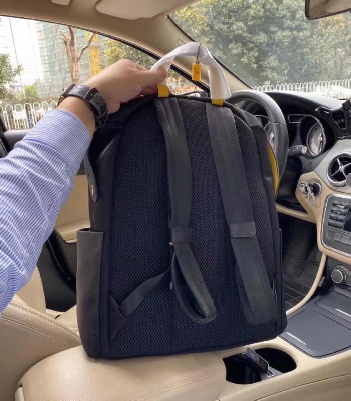 2020SS新作 FENDI フェンディ リュックバック スーパーコピー