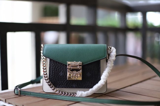 2020SS新作 MCM エムシーエム レディース ショルダーバック スーパーコピー