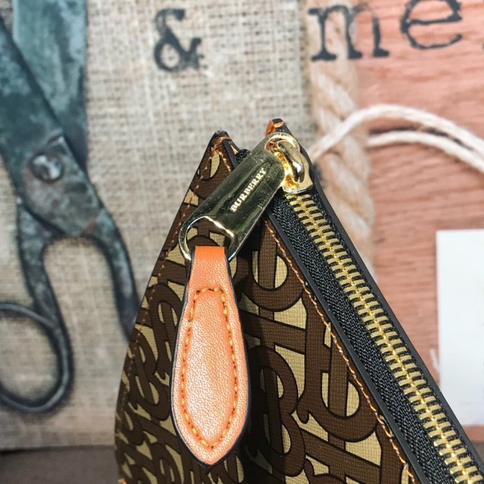 2020SS新作 Burberry バーバリー メンズ ハンドバックスーパーコピー
