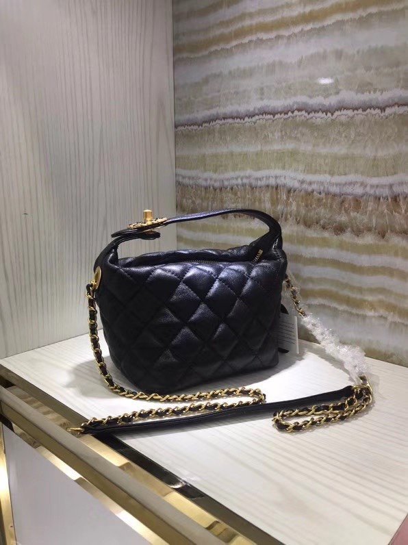 2021SS新作 シャネル Chanel ショルダーバック スーパーコピー