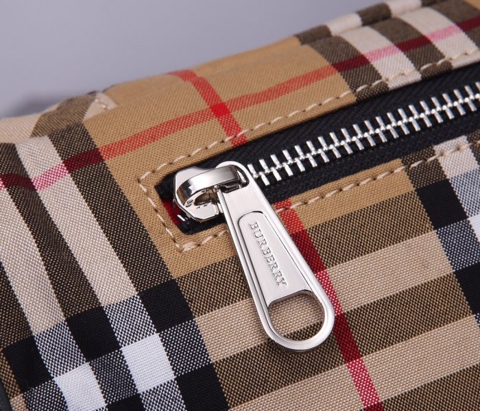 202103SS新作 Burberry バーバリー メンズ ショルダーバック スーパーコピー