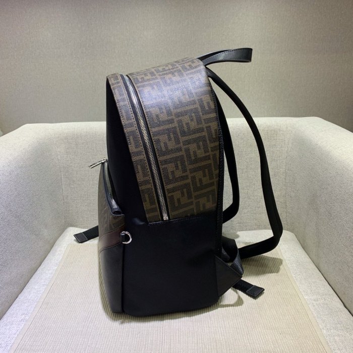 2020SS新作 FENDI フェンディ リュックバック スーパーコピー