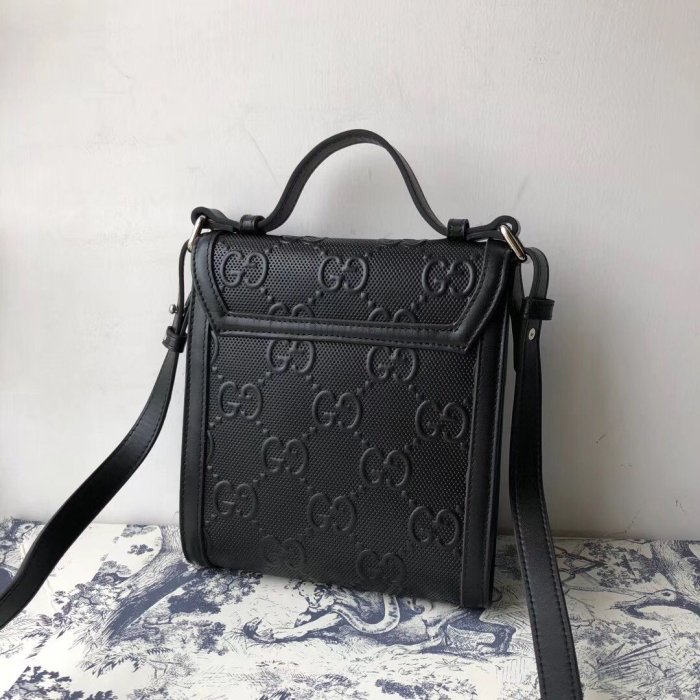 2020SS新作 Gucci グッチ メンズ ショルダーバックスーパーコピー