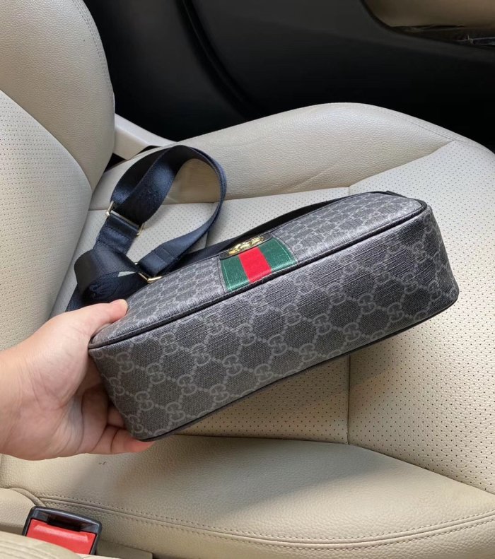 2020SS新作 Gucci グッチ メンズ ショルダーバックスーパーコピー