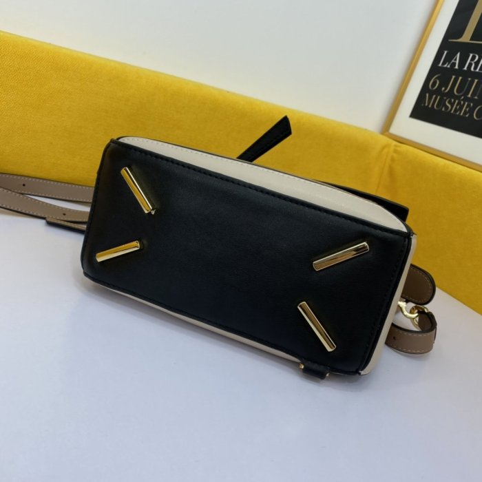 202106SS新作 LOEWE ロエベ レディース ショルダーバッグスーパーコピー