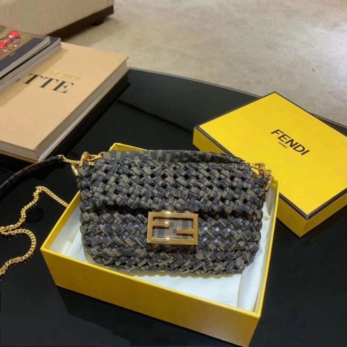 2020SS新作 FENDI フェンディ レディース ショルダーバック スーパーコピー