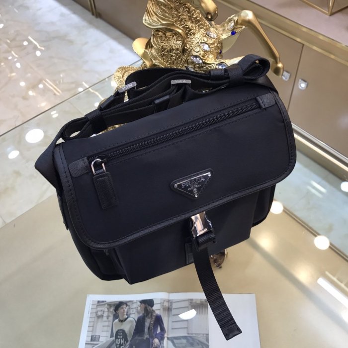 202103SS新作 メンズ Prada プラダ ショルダーバックスーパーコピー