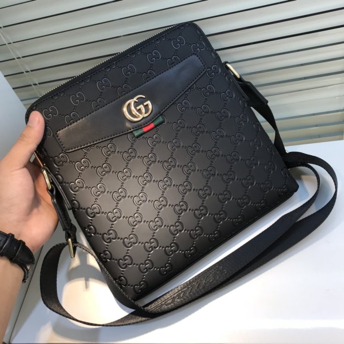 2020SS新作 Gucci グッチ メンズ ショルダーバックスーパーコピー