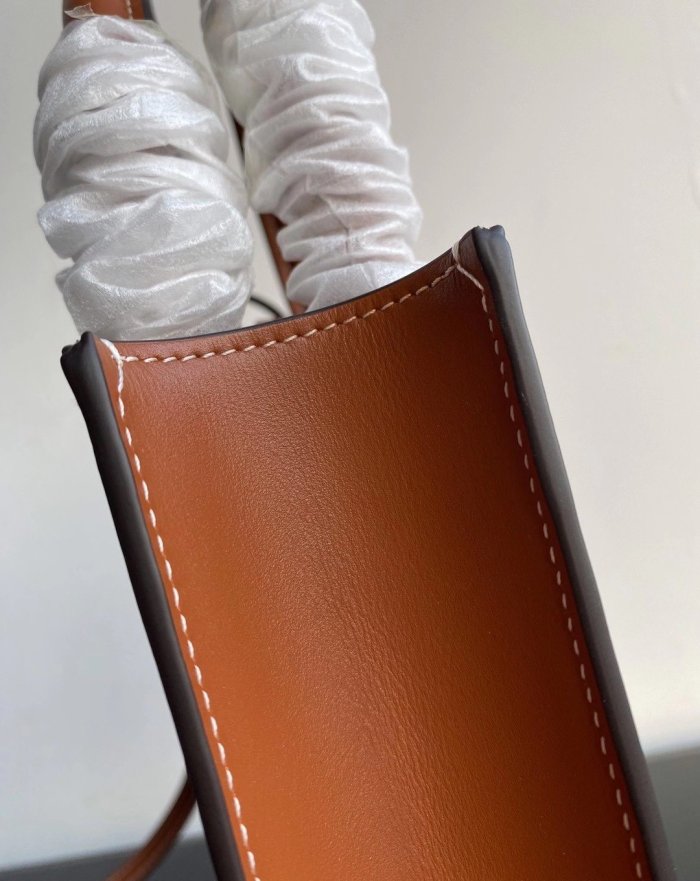 2021SS新作 Celine セリーヌ レディースショルダーバッグスーパーコピー