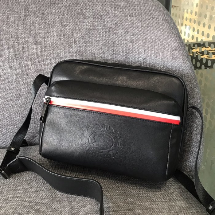2020SS新作 FENDI フェンディ ショルダーバック スーパーコピー