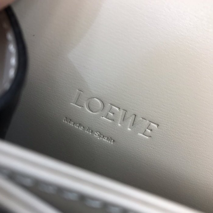 202106SS新作 LOEWE ロエベ レディース ショルダーバッグスーパーコピー