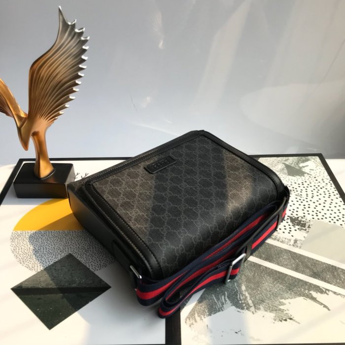 2021SS新作 Gucci グッチ メンズ ショルダーバックスーパーコピー