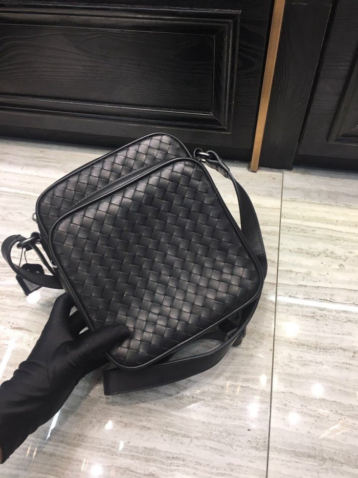 2020SS新作 Bottega Veneta ボッテガヴェネタ ショルダーバック スーパーコピー