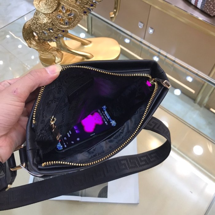 202106SS新作 Versace ヴェルサーチェ メンズ ショルダーバッグ スーパーコピー