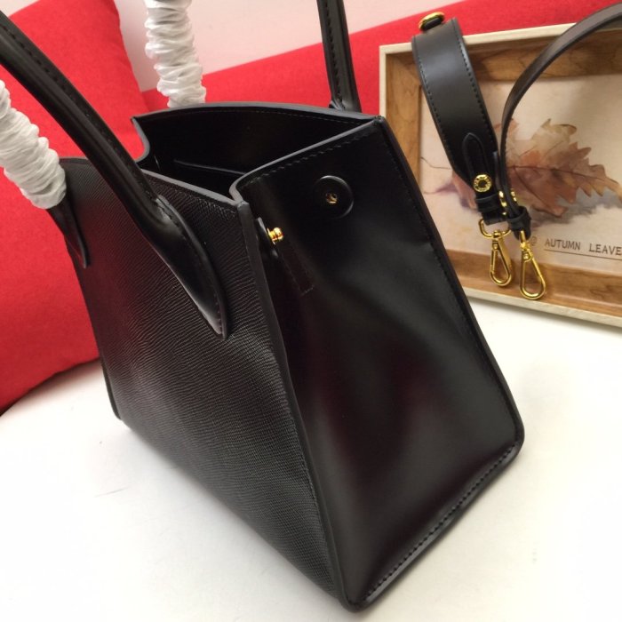 2021SS新作 Prada プラダ レディース ショルダーバックスーパーコピー