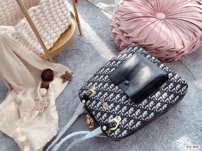 2020SS新作 Dior ディオール レディースリュックバックスーパーコピー