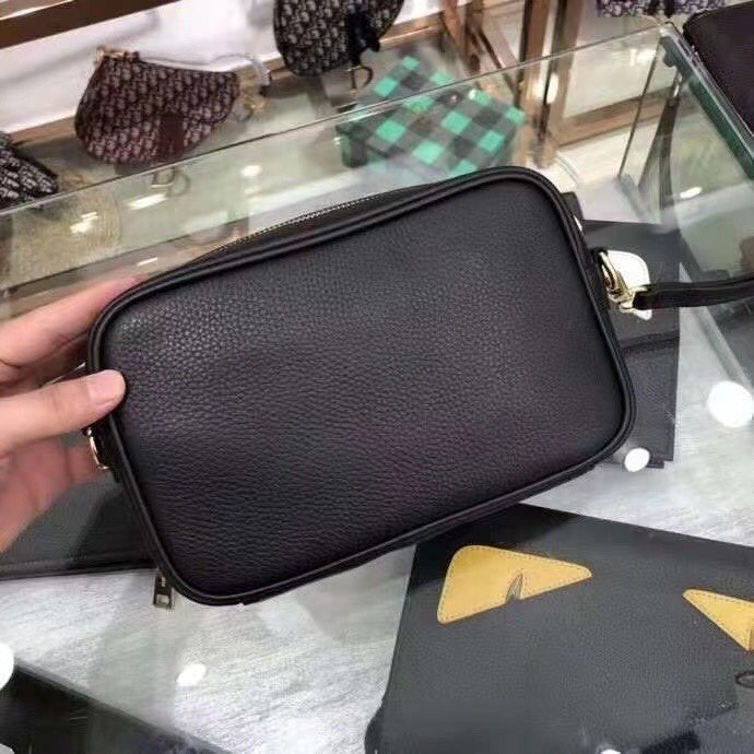 2021SS新作 FENDI フェンディ ショルダーバック スーパーコピー