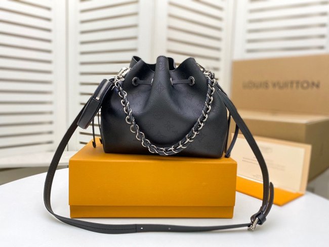 202103新作 Louis Vuitton ルイヴィトン ショルダーバッグスーパーコピー
