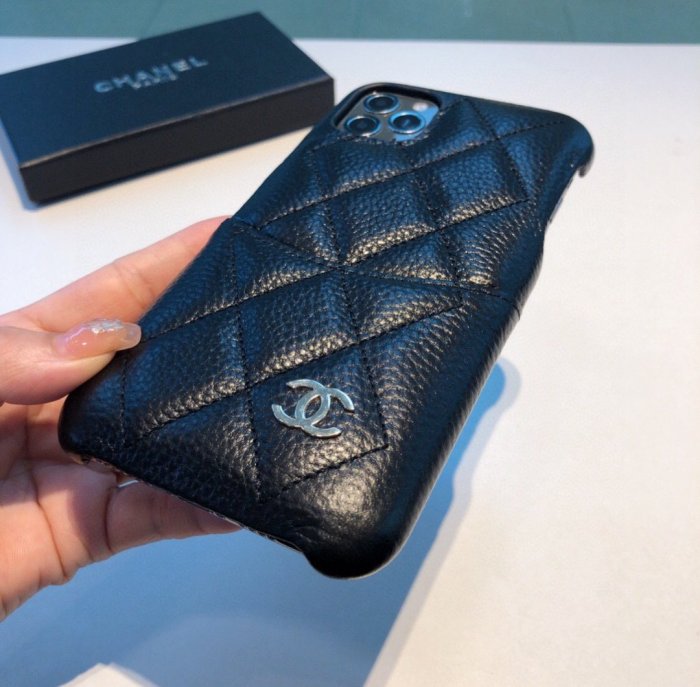 シャネル/Chanel ケース最新全機種11 Pro/11/Xs Max/Xr/XS/iPhone7/7P/8/8P/ iPhone12/ 3色