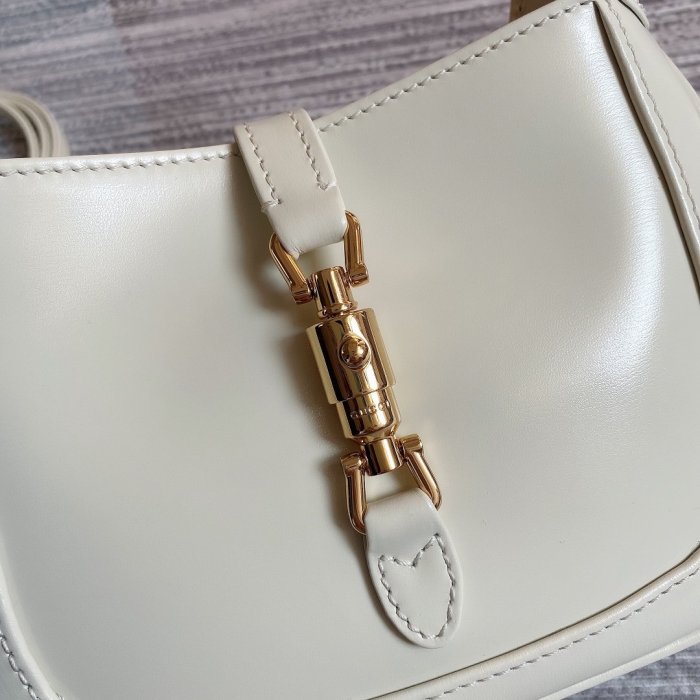 2021SS新作Gucci グッチ レディースショルダーバッグスーパーコピー