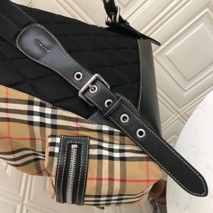 202103SS新作 Burberry バーバリー メンズリュックバックスーパーコピー