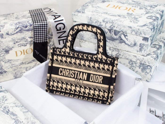 2020SS新作 Dior ディオール レディースハンドバックスーパーコピー