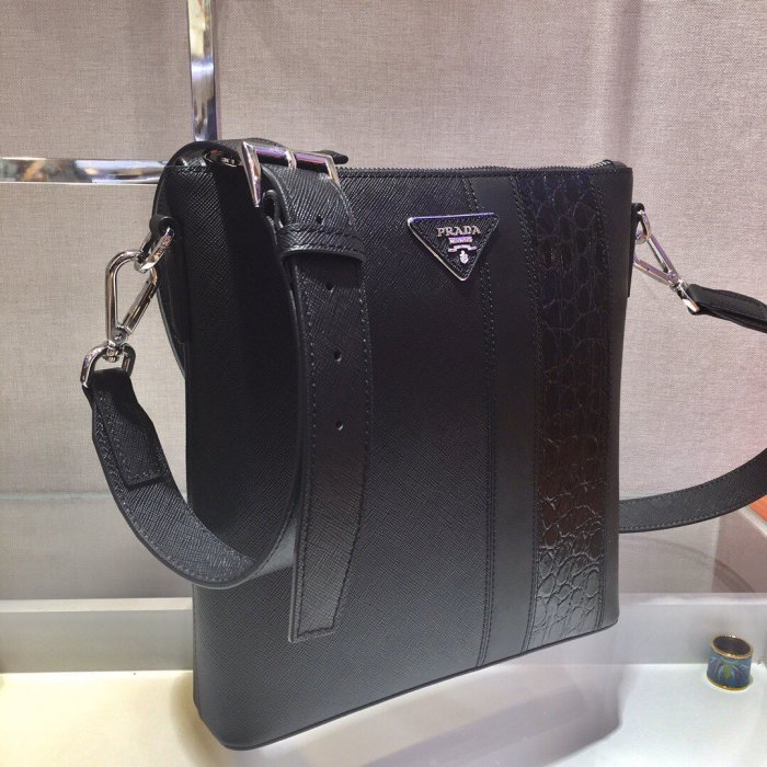202103SS新作 メンズ Prada プラダ ショルダーバックスーパーコピー
