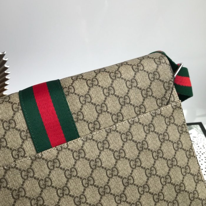 2021SS新作 Gucci グッチ メンズ ショルダーバックスーパーコピー
