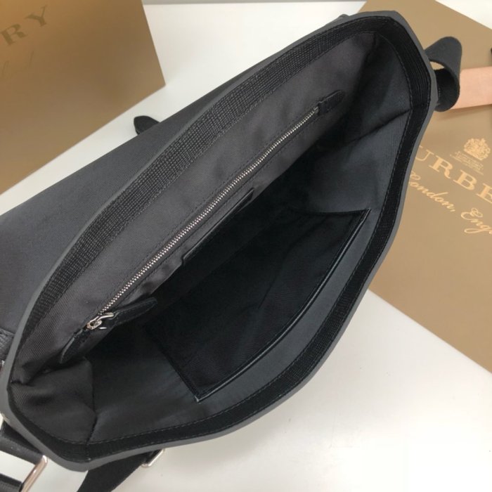 202103SS新作 Burberry バーバリー メンズ ショルダーバック スーパーコピー