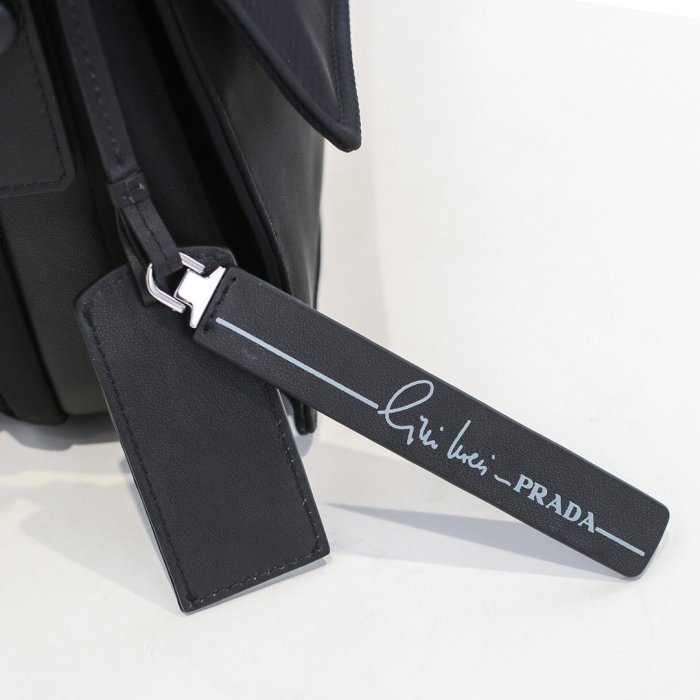202105SS新作 Prada プラダ メンズ ショルダーバックスーパーコピー