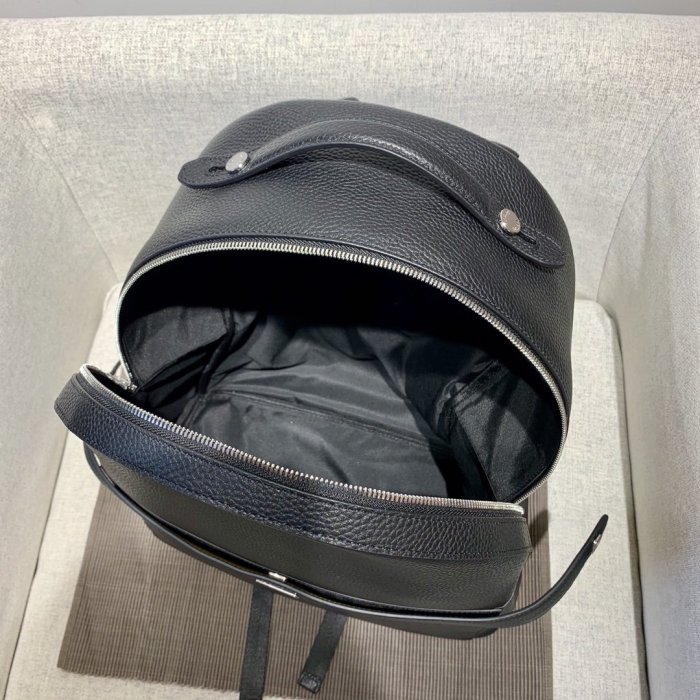 202105SS新作 FENDI フェンディ メンズ リュックバックスーパーコピー