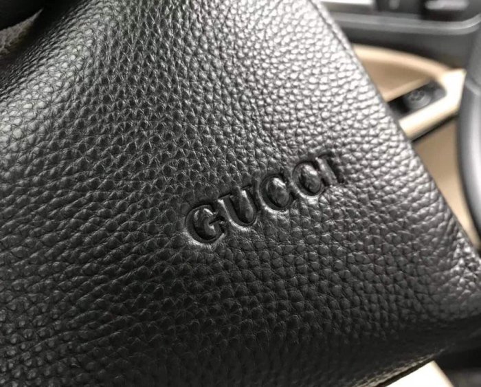 202103SS新作 Gucci グッチ メンズ ショルダーバックスーパーコピー