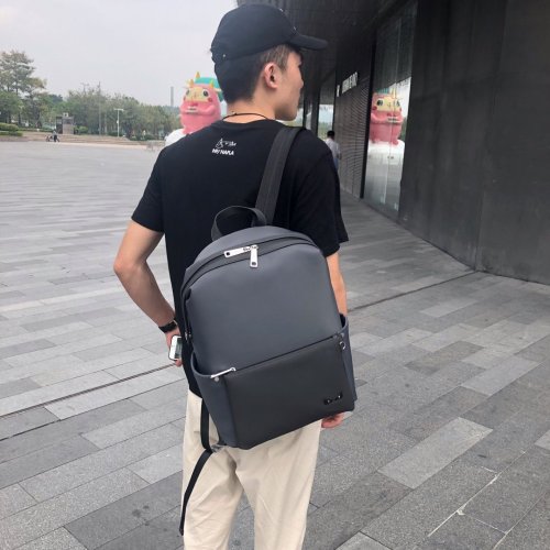 2020SS新作 FENDI フェンディ リュックバック スーパーコピー
