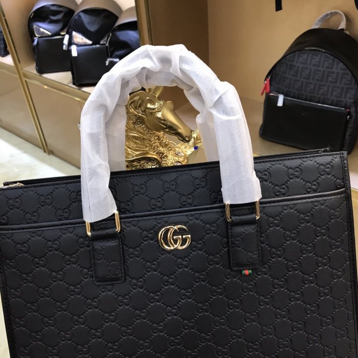 202103SS新作 Gucci グッチ メンズ ハンドバックスーパーコピー