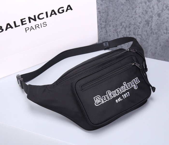 2020SS新作 Balenciaga バレンシアガ メンズ ショルダーバック スーパーコピー