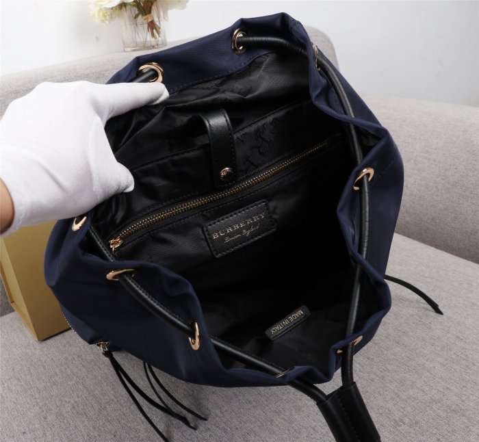 202103SS新作 Burberry バーバリー メンズリュックバックスーパーコピー