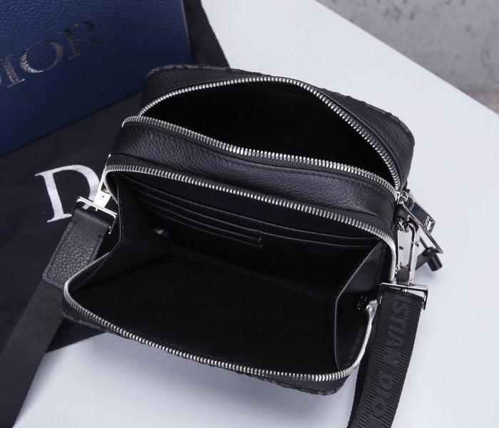 2020SS新作 Dior ディオール メンズ ショルダーバック スーパーコピー