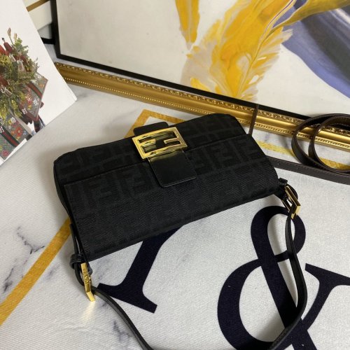2020SS新作 FENDI フェンディ レディース ショルダーバック スーパーコピー