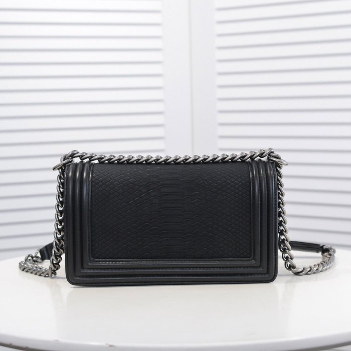 2021SS新作 シャネル Chanel ショルダーバック スーパーコピー