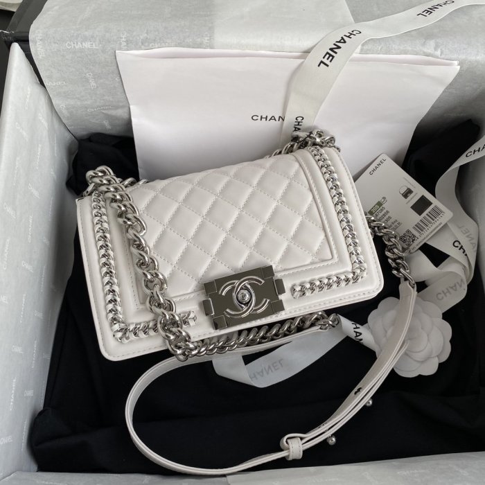 2020SS新作 シャネル Chanel ショルダーバック スーパーコピー