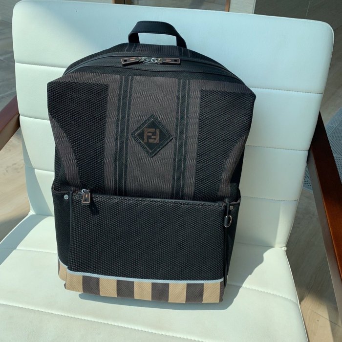 2020SS新作 FENDI フェンディ リュックバック スーパーコピー