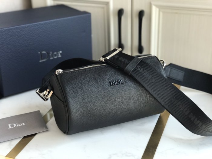 2021SS新作 Dior ディオール メンズ ショルダーバック スーパーコピー